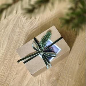 Коробка картонная самосборная 182x122x104 мм, усиленное дно Коробка картонная самосборная 182x122x104 мм, усиленное дно